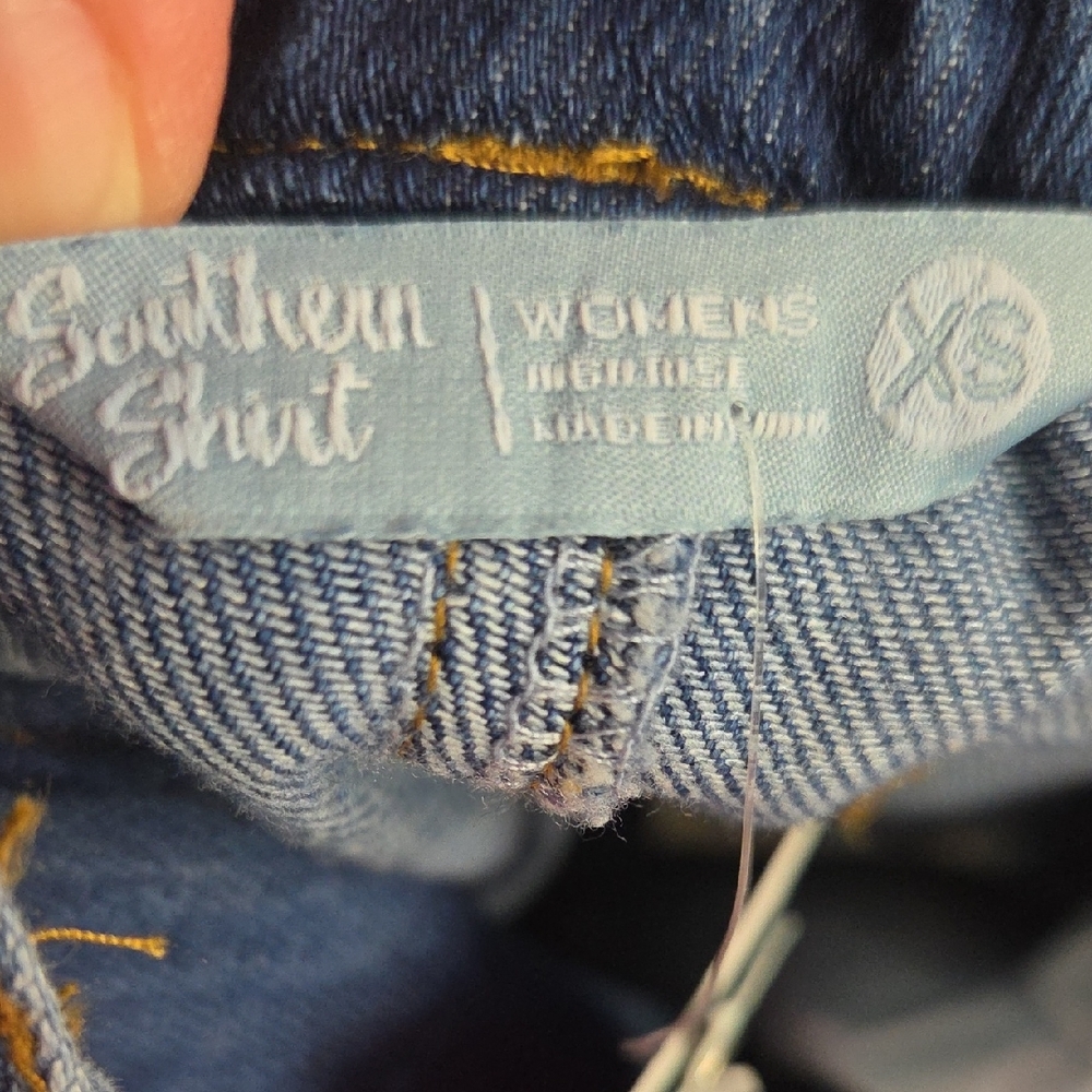 The Southern Shirt Company Classic Blue Jean Shorts - Picture 4 of 8